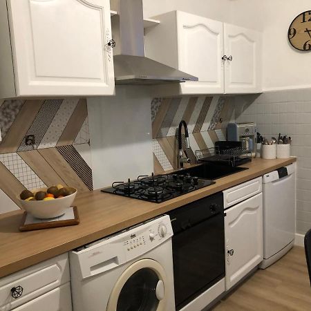 Appartement Climatise F3 Proche Plage Port Et Aeroport 阿雅克肖 外观 照片