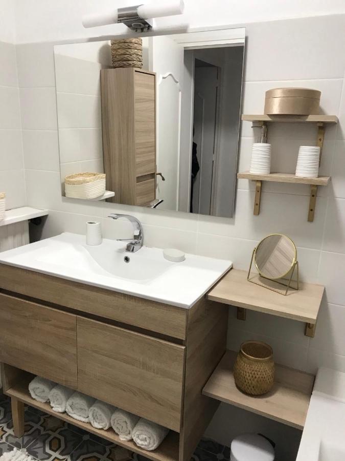 Appartement Climatise F3 Proche Plage Port Et Aeroport 阿雅克肖 外观 照片