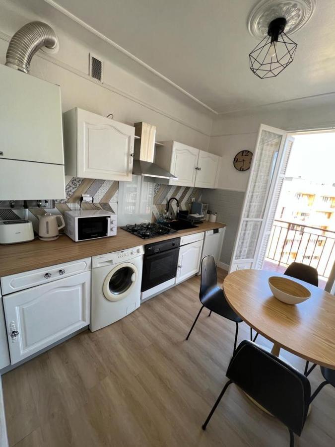 Appartement Climatise F3 Proche Plage Port Et Aeroport 阿雅克肖 外观 照片